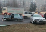 В Харькове столкнулись BMW и «Славута», есть пострадавшие