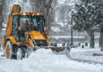 В Харькове убирает снег 225 единиц техники