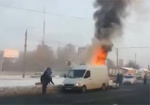 В Харькове горел микроавтобус