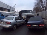 Грузовик попал в тройное ДТП в центре Харькова