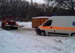 Три кареты «скорых» застряли в сугробах на Харьковщине