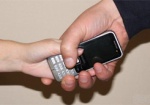 В Харькове будут судить мошенника, отбиравшего у детей телефоны