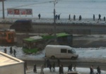На проспекте Гагарина троллейбус въехал в забор и вылетел на «встречку»