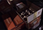 На «Гоптовке» изъяли контрабандные сигареты и 120 бутылок виски