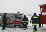 «Скорую», грузовик и автобус вытащили из сугробов харьковские спасатели