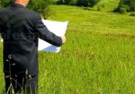 Глава РГА хотел незаконно отдать больше 100 гектаров земли