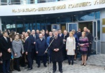 Президент Украины открыл новую библиотеку в юридическом университете