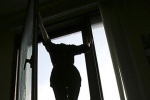 В Харькове женщина выбросилась с балкона