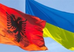 Украинцы с апреля смогут ездить в Албанию без виз