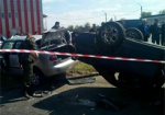 ДТП с пострадавшими в Харькове: одно авто перевернулось, другое слетело с дороги