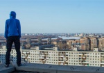 В Харькове парень спрыгнул с крыши многоэтажки