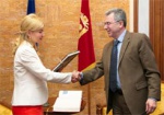 Светличная провела встречу с послом Греции в Украине
