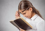 Проблемы со зрением обнаружили у каждого пятого школьника в Харькове