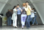 Танцы под открытым небом. В парке Горького стартовал второй сезон танго-вечеринок