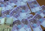 Средняя зарплата в Украине за год выросла на 40%
