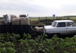 Харьковские пограничники выявили «Запорожец», груженый одеждой