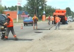 Запланированный на этот год ремонт дорог в Харьковской области выполнен на треть