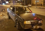 В Харькове пьяный водитель попал в ДТП: машина перевернулась