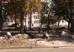 Ремонт фонтанов, новая плитка, урны и освещение. Стартовала реконструкция сквера за Госпромом