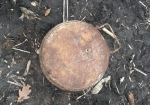На площади Фейербаха нашли противотанковую мину времен Второй мировой
