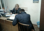 Харьковчанина ограбили в подъезде собственного дома