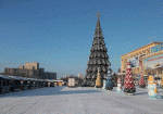 Новый год на площади Свободы: ярмарка, каток, шоу-программа и домик Деда Мороза